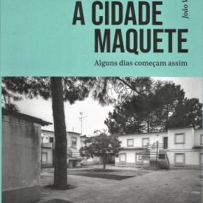 JOÃO VIEIRA lança o seu primeiro livro